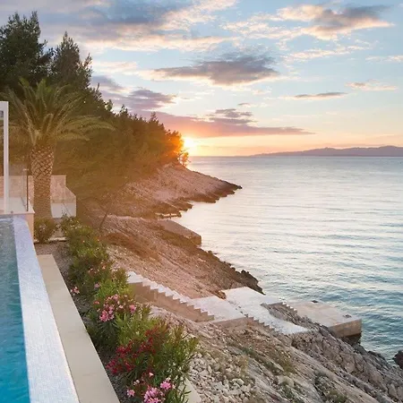 Palma Villa *